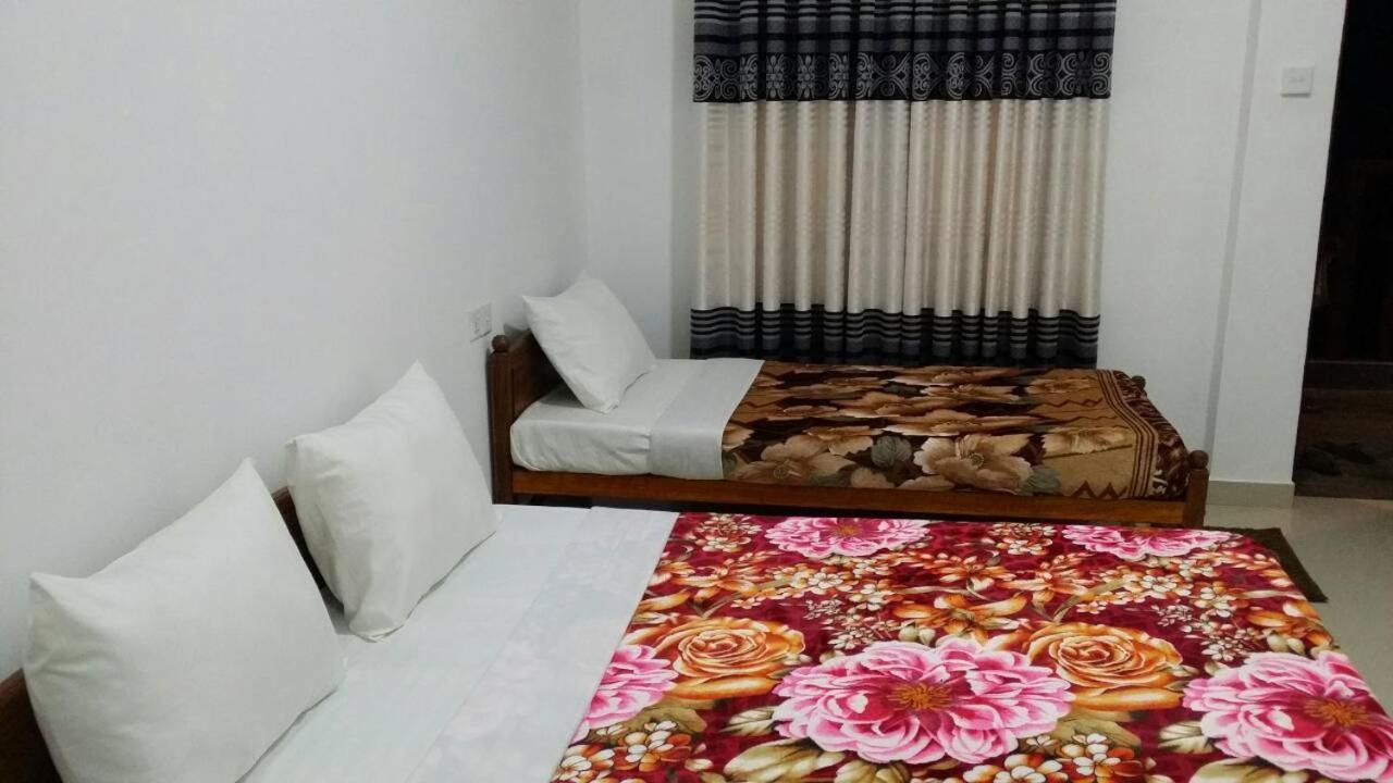 נלת'אניה Tea Breeze Motel מראה חיצוני תמונה
