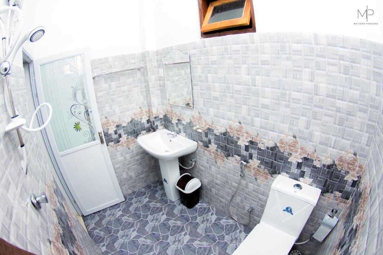 נלת'אניה Tea Breeze Motel מראה חיצוני תמונה